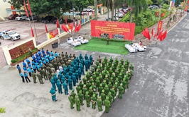 Công an xã Phù Đổng ra quân đảm bảo trật tự an toàn gia thông, trật tự đô thị, trật tự công cộng