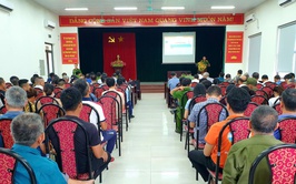 Phường Phú Lương tổ chức tuyên truyền, phổ biến kiến thức, pháp luật về PCCC&CNCH cho gần 200 đại biểu