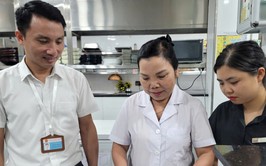 Phường Ba Đình bảo đảm an toàn thực phẩm phục vụ người dân, du khách