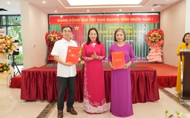    Đảng ủy xã Gia Lâm công bố quyết định chỉ định cấp ủy chi bộ tại Tổ đảng Vinhomes Ocean Park