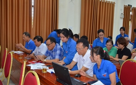 Phường Tùng Thiện tập huấn thủ tục thu, nộp đảng phí trực tuyến