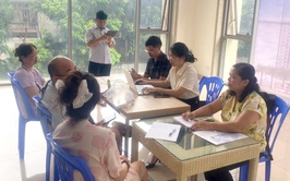 Phường Thanh Xuân bắt đầu chi trả quà Quốc khánh 2/9 cho người dân