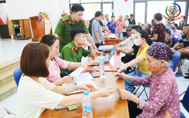 Quốc Oai: Đẩy nhanh tiến độ chi trả quà Tết độc lập cho nhân dân trên địa bàn