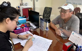 Một số hình ảnh chi trả tiền quà nhân dịp kỷ niệm 80 năm Cách mạng tháng Tám và Quốc khánh 2 tháng 9 phường Phương Liệt