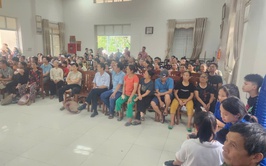 Tam Hưng kịp thời trao quà Tết độc lập đến người dân