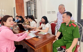 Tiếp tục lan tỏa niềm vui nhận quà Tết độc lập 2-9 đến người dân xã Nam Phù