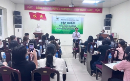 Tập huấn chăm sóc sức khỏe răng miệng tại trường học cho cán bộ y tế