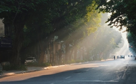 Hà Nội ngày 12/9: Ngày nắng gián đoạn, khả năng có mưa dông