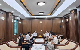 XÃ TAM HƯNG PHỐI HỢP VỚI TẬP ĐOÀN VINGROUP KHẢO SÁT, PHÁT TRIỂN HẠ TẦNG TRẠM SẠC XE ĐIỆN