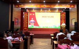 Xã Mỹ Đức trao quyết định nghỉ hưu, nghỉ thôi việc hưởng chế độ theo Nghị định số 178/2024/NĐ-CP và Nghị định số 67/2025/NĐ-CP của Chính phủ
