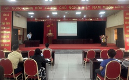 Đội Chữa cháy và CNCH Khu vực số 31 – CATP Hà Nội hướng dẫn khai báo, cập nhật thông tin cơ sở về phòng cháy, chữa cháy cho chủ cơ sở xã Đại Thanh