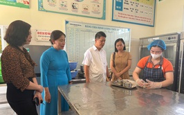 Phân công, phân cấp quản lý về an toàn thực phẩm trên địa bàn thành phố Hà Nội