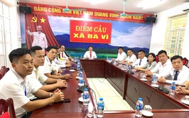 XÃ BA VÌ THAM DỰ HỘI NGHỊ TOÀN QUỐC QUÁN TRIỆT, TRIỂN KHAI 4 NGHỊ QUYẾT QUAN TRỌNG CỦA BỘ CHÍNH TRỊ