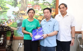 Thường Tín nhanh chóng hỗ trợ gia đình vụ cháy tại thôn Văn Giáp