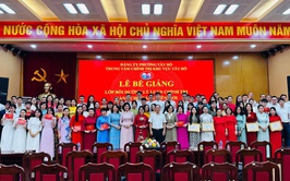 112 học viên hoàn thành lớp bồi dưỡng lý luận chính trị dành cho đảng viên mới
