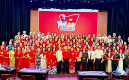 Phường Thanh Xuân tổ chức Lễ chào cờ và theo dõi Lễ kỷ niệm, diễu binh, diễu hành mừng Quốc khánh 02/9