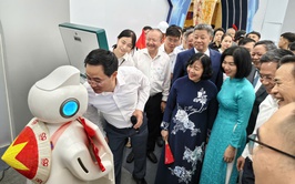 Bí thư Thành ủy Hà Nội cùng Đoàn đại biểu tham quan “Thủ đô văn hiến, anh hùng – 80 năm hành trình cùng đất nước”