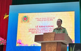 Công an xã Ứng Hoà tổ chức tập huấn cho lực lượng ANTT ở cơ sở.