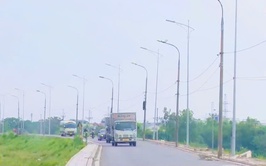 Hoàn thành mở rộng đường đê Hữu Hồng trong tháng 11/2025