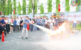Quốc Oai tập huấn, huấn luyện nghiệp vụ PCCC (Phòng cháy chữa cháy) và CNCH (Cứu nạn cứu hộ)