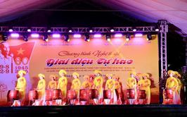Chương trình nghệ thuật với chủ đề “ Giai điệu tự hào” thành công tốt đẹp.