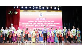 Gặp mặt biểu dương Người cao tuổi tiêu biểu trong công tác vận động con cháu thực hiện tốt chính sách dân số phường Đống Đa