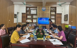 Ban văn hóa xã hội phường Kiến Hưng giám sát công tác đảm bảo an toàn thực phẩm đối với Trường Mầm non Mậu Lương