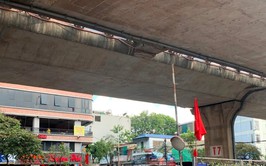 Hà Nội di dời ngay các bãi trông giữ xe ra khỏi gầm cầu