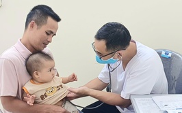Trạm Y tế phường triển khai công tác tập huấn chuyên môn và tổ chức công tác Tiêm chủng mở rộng tháng 9