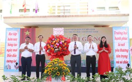 Mê Linh tưng bừng khai giảng năm học mới 2025-2026
