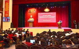 Đội ngũ lãnh đạo, quản lý xã Phú Nghĩa tham gia Lớp bồi dưỡng, cập nhật kiến thức, kỹ năng đối với cán bộ lãnh đạo quản lý cấp xã, phường, đặc khu