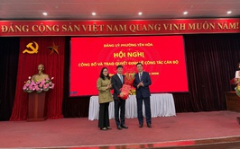 Đảng ủy phường Yên Hòa đã tổ chức Hội nghị công bố và trao Quyết định về công tác cán bộ