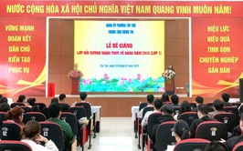 Trung tâm Chính trị phường Tây Tựu bế giảng lớp bồi dưỡng nhận thức về Đảng