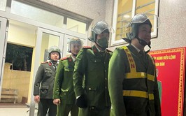 Công an phường Ngọc Hà tuần tra đêm bảo vệ Đại hội Đảng