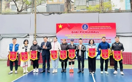 Nâng cao sức khỏe, tạo khí thế thi đua chào mừng thành công Đại hội XIV của Đảng