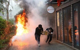 Diễn tập chữa cháy, cứu nạn tại Phố Sách Hà Nội 19/12