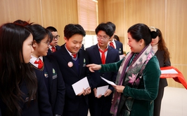 Phường Thanh Xuân tổ chức gặp mặt đội tuyển học sinh tham dự Kỳ thi chọn học sinh giỏi Thành phố các môn văn hóa lớp 9 cấp Trung học cơ sở năm học 2025-2026