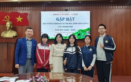 Phòng Văn hóa – Xã hội xã Gia Lâm gặp mặt đội tuyển tham dự kỳ thi học sinh giỏi lớp 9 cấp thành phố năm học 2025–2026