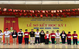 TRƯỜNG THCS HOÀNG VĂN THỤ TỔ CHỨC LỄ SƠ KẾT HỌC KÌ I NĂM HỌC 2025 – 2026
