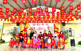 Tổ chức Chương trình “Xuân yêu thương – Bé sáng tạo cùng STEAM” tại Trường Mầm non Hồng Sơn