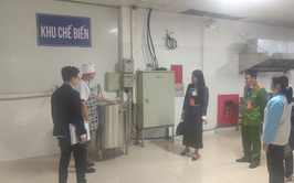 Kiển tra liên ngành ATTP bếp ăn trường Tiểu học Thượng Mỗ