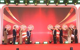 Điểm hẹn mua sắm Tết gắn kết cung cầu tại xã Nội Bài