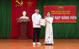 Kết nạp Đảng viên cho quần chúng ưu tú thôn Thụy Phú