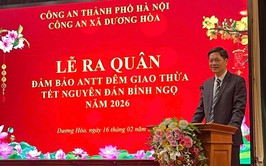 Lãnh đạo Đảng ủy, UBND xã Dương Hoà thăm, chúc Tết, tặng quà các đơn vị làm nhiệm vụ trực Tết