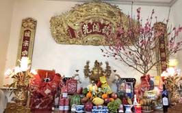 Nén hương ngày Tết