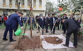 Ngành Y tế Hà Nội giao ban đầu năm Xuân Bính Ngọ 2026 và phát động Tết trồng cây 
