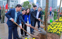 CẦU GIẤY: PHÁT ĐỘNG TẾT TRỒNG CÂY, CHUNG TAY KIẾN TẠO ĐÔ THỊ XANH BỀN VỮNG