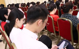 Bồi dưỡng kỹ năng sử dụng AI cho cán bộ, công chức phường Hoàn Kiếm