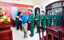 Phường Kim Liên tổ chức lễ kết nạp Đảng cho 04 quần chúng ưu tú trước khi lên đường thực hiện nghĩa vụ quân sự