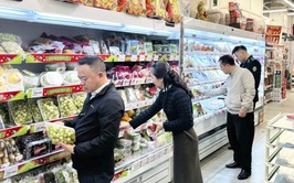 Đoàn kiểm tra liên ngành ATTP (Đoàn 2) kiểm tra tại các cơ sở sản xuất, kinh doanh thực phẩm lĩnh vực công thương, nông nghiệp